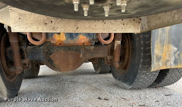 image for item LV9827 2001 Sterling LT7500  dump truck