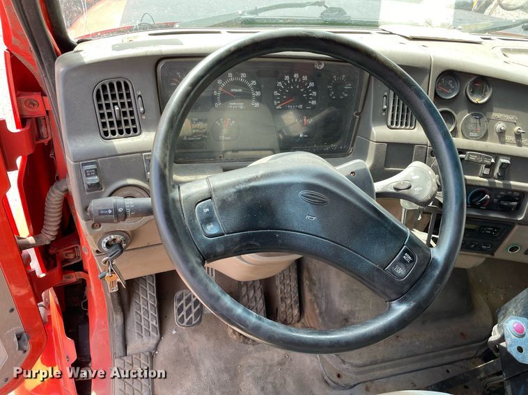 image for item LV9827 2001 Sterling LT7500  dump truck