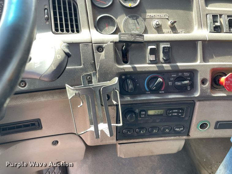 image for item LV9827 2001 Sterling LT7500  dump truck