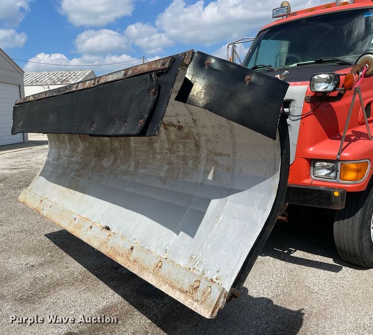 image for item LV9827 2001 Sterling LT7500  dump truck