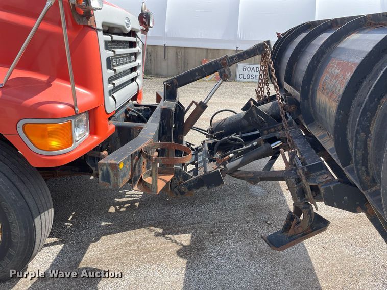 image for item LV9827 2001 Sterling LT7500  dump truck