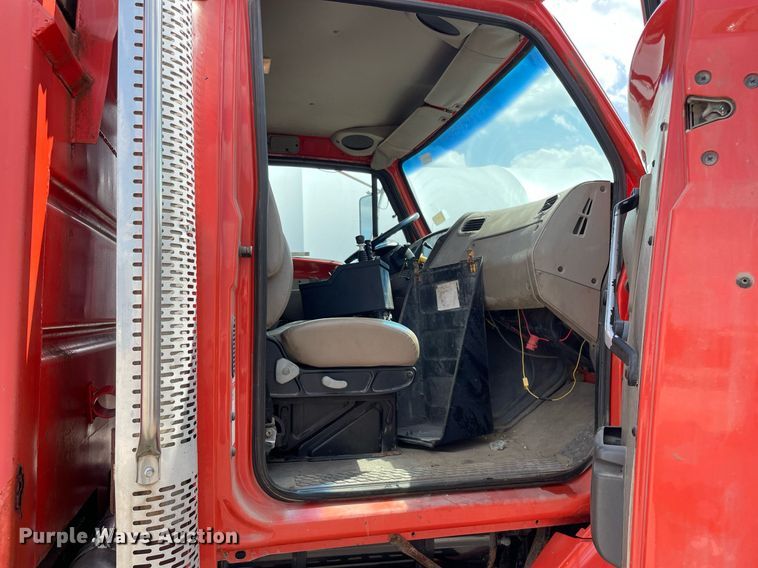 image for item LV9827 2001 Sterling LT7500  dump truck