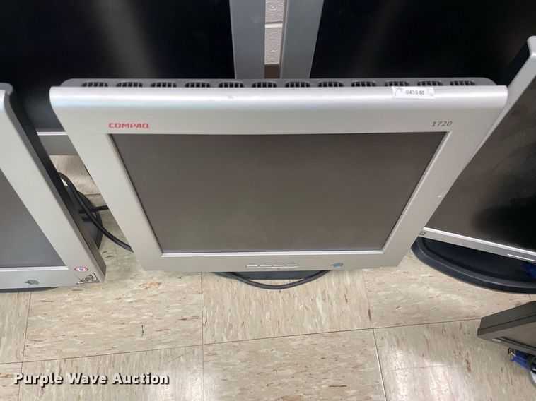 image for item LV9828 (36) HP monitors