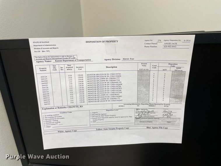 image for item LV9828 (36) HP monitors