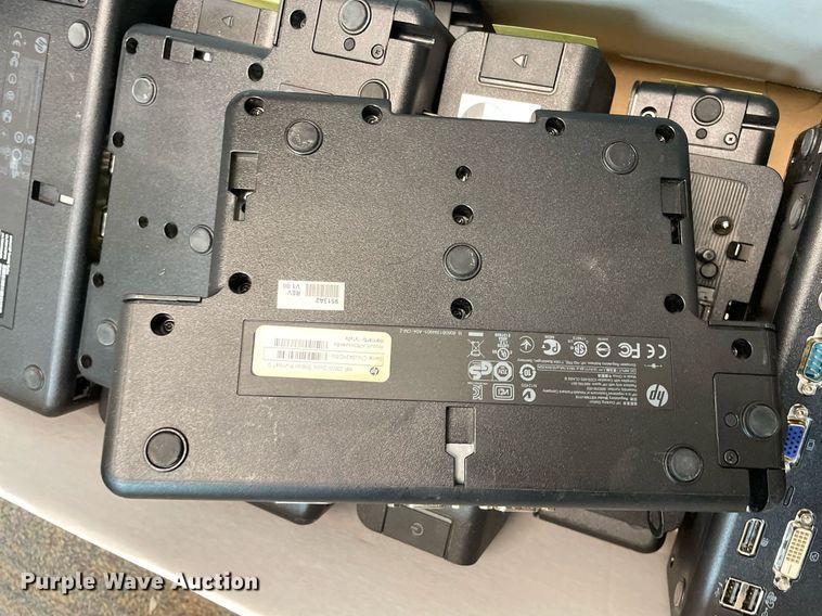 image for item LV9831 (70) HP docking stations