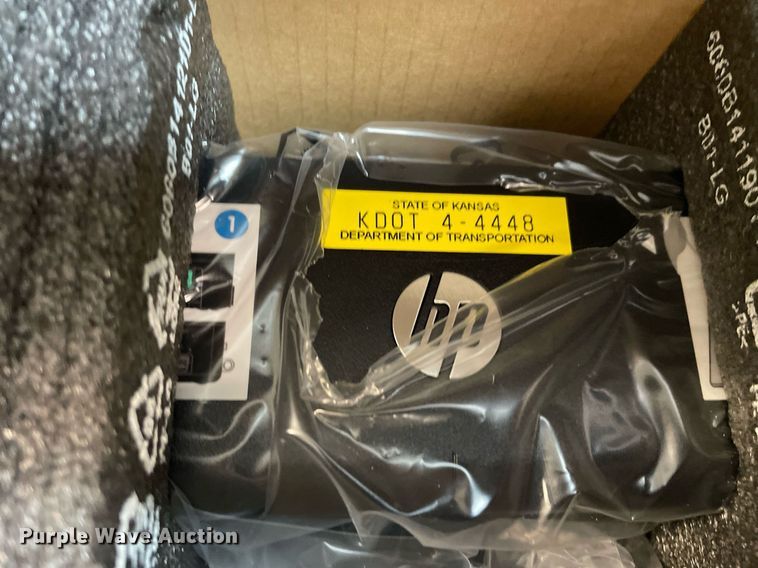 image for item LV9831 (70) HP docking stations