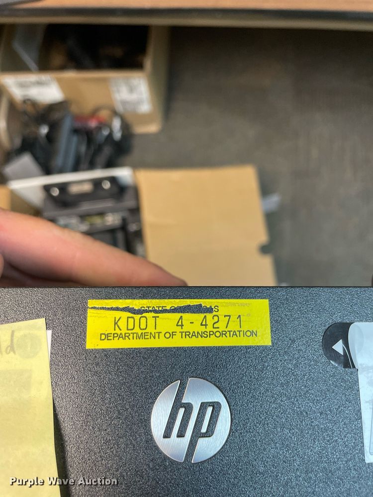 image for item LV9831 (70) HP docking stations