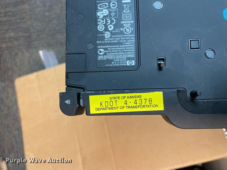 image for item LV9831 (70) HP docking stations