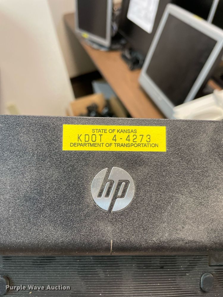 image for item LV9831 (70) HP docking stations