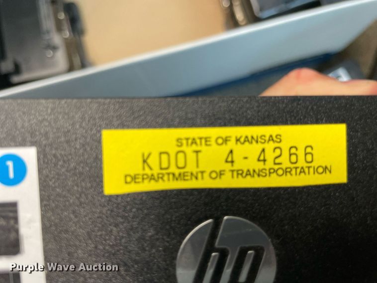 image for item LV9831 (70) HP docking stations