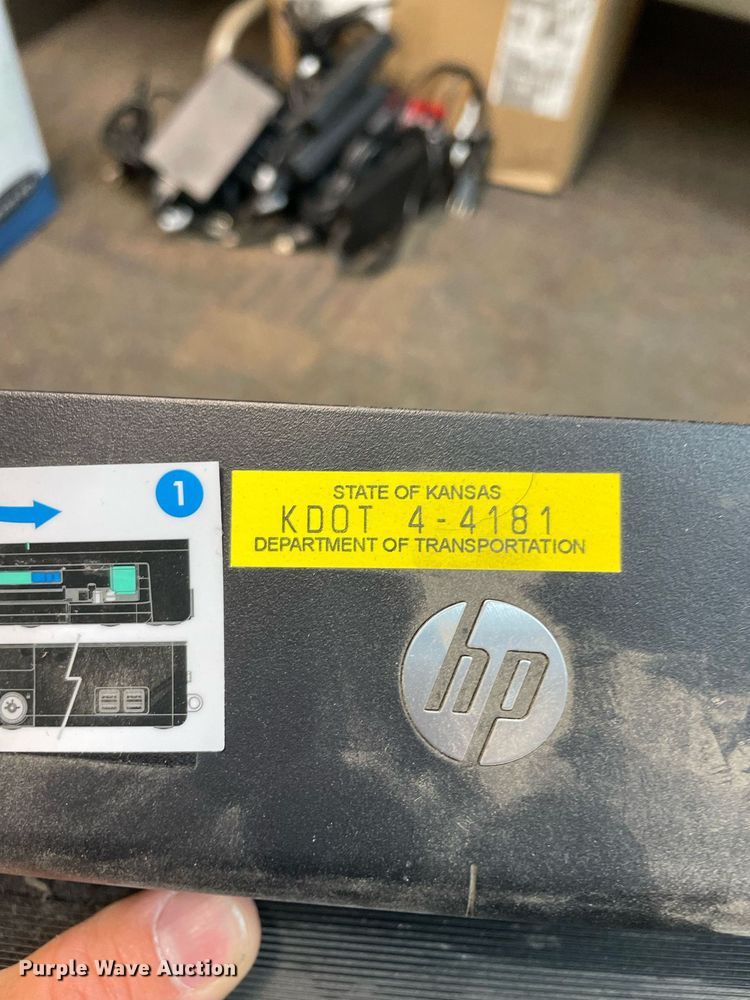 image for item LV9831 (70) HP docking stations