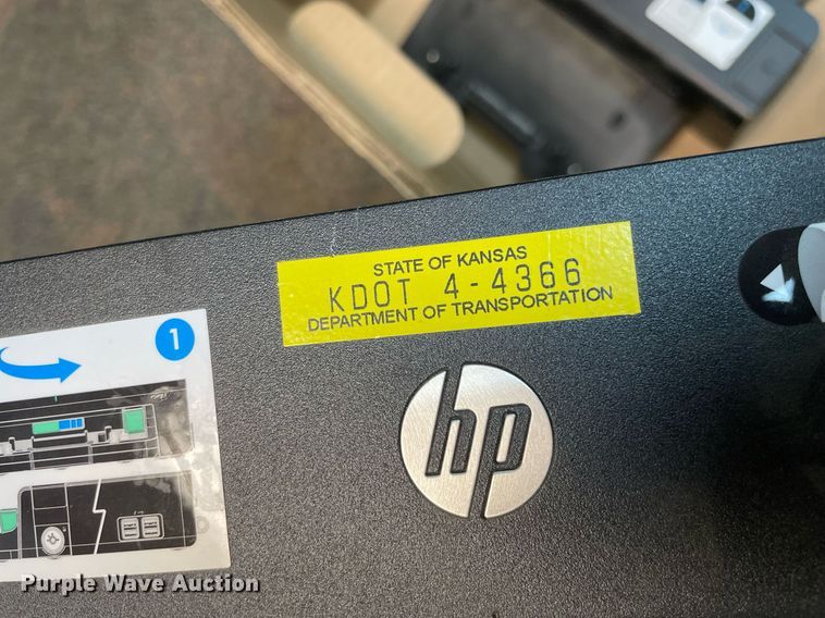 image for item LV9831 (70) HP docking stations