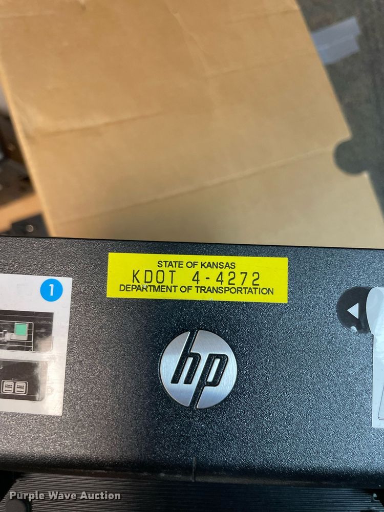 image for item LV9831 (70) HP docking stations