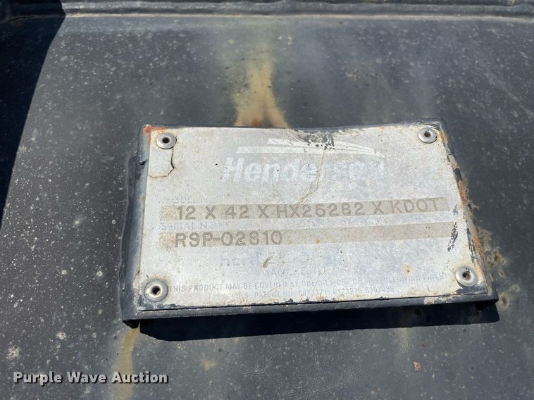 image for item LV9832 2005 International 7500  dump truck