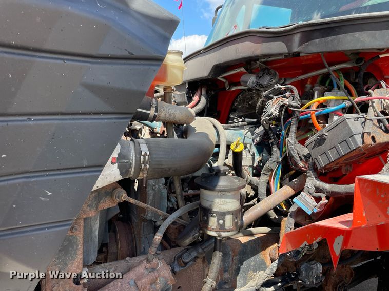 image for item LV9832 2005 International 7500  dump truck