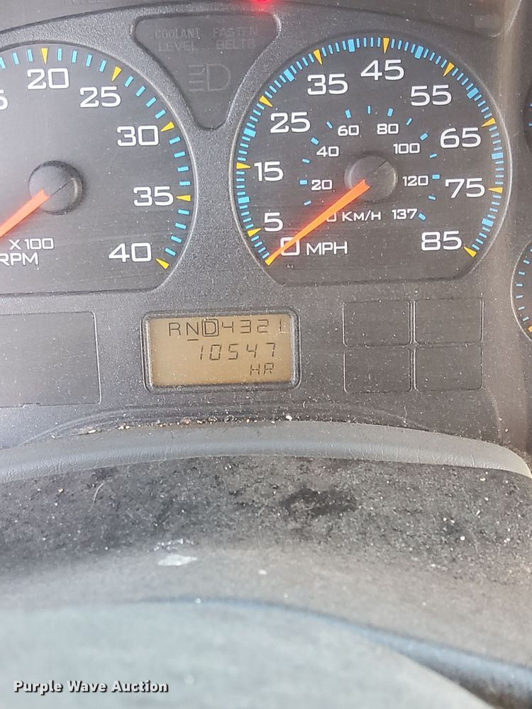 image for item LV9833 2005 International 7400  dump truck