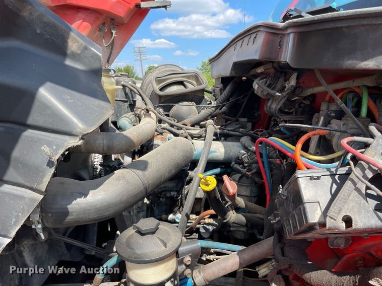 image for item LV9833 2005 International 7400  dump truck