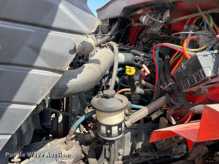 image for item LV9833 2005 International 7400  dump truck