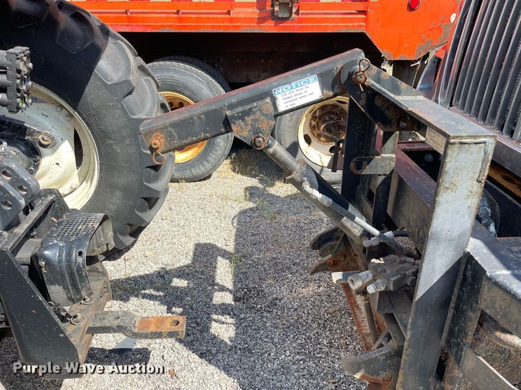 image for item LV9834 2005 International 7400  dump truck