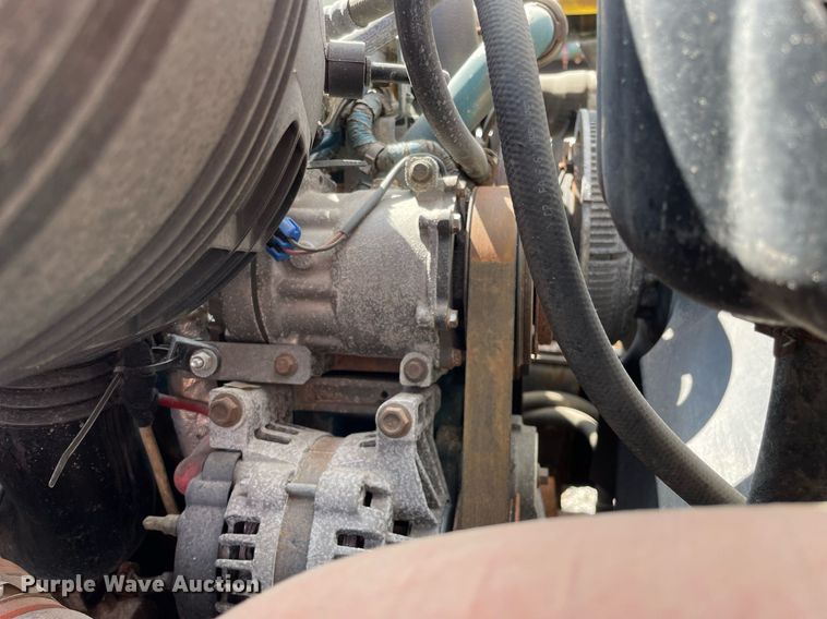 image for item LV9834 2005 International 7400  dump truck