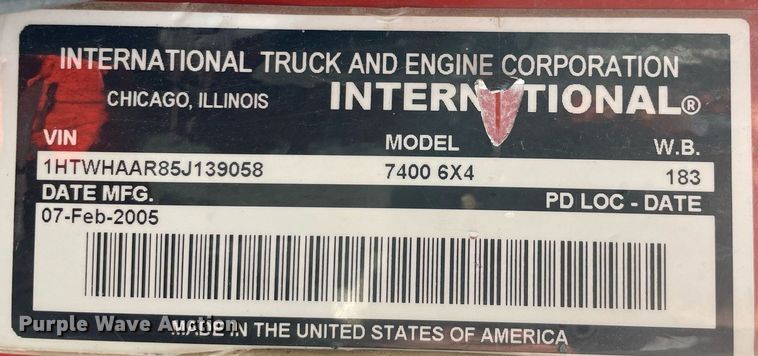 image for item LV9834 2005 International 7400  dump truck