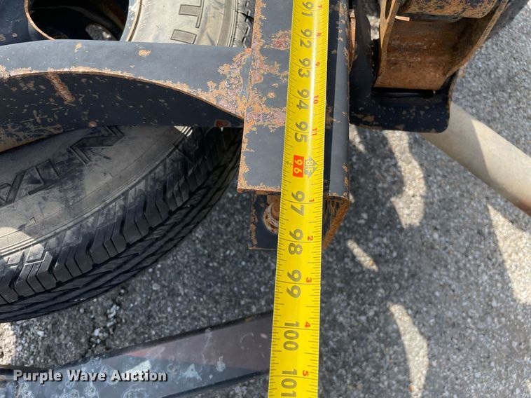 image for item LV9835 2010 Ford F250 Super Duty XL  pickup truck cab and chassis