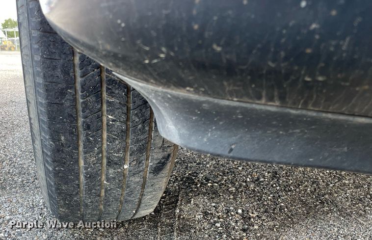 image for item LV9835 2010 Ford F250 Super Duty XL  pickup truck cab and chassis