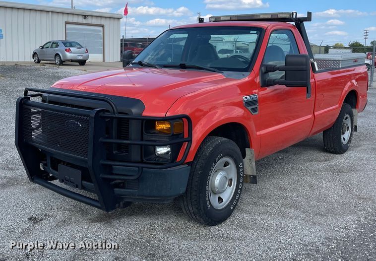 image for item LV9836 2009 Ford F250 Super Duty XL  pickup truck