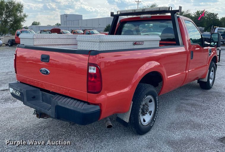 image for item LV9836 2009 Ford F250 Super Duty XL  pickup truck