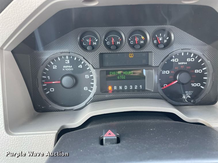 image for item LV9836 2009 Ford F250 Super Duty XL  pickup truck