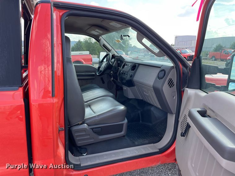 image for item LV9836 2009 Ford F250 Super Duty XL  pickup truck