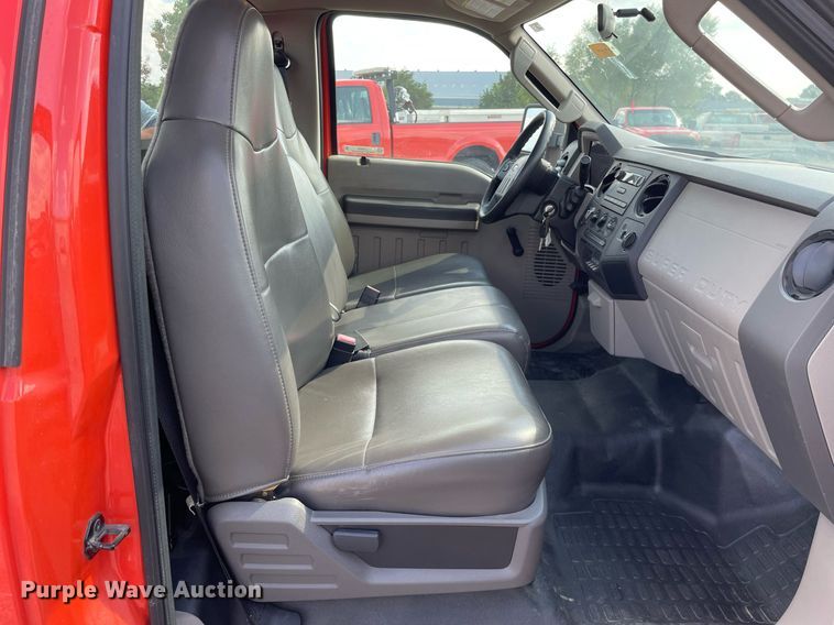 image for item LV9836 2009 Ford F250 Super Duty XL  pickup truck