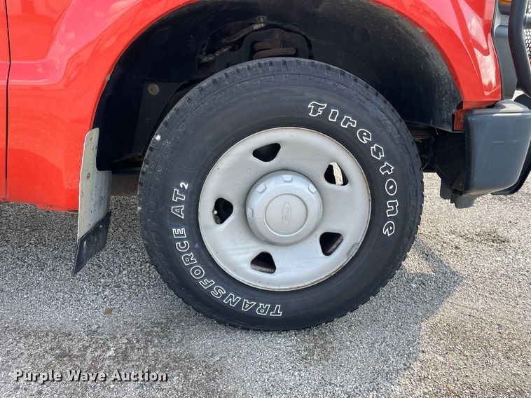 image for item LV9836 2009 Ford F250 Super Duty XL  pickup truck