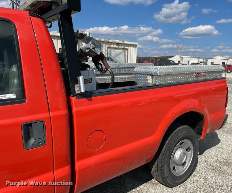 image for item LV9837 2008 Ford F250 Super Duty XL  pickup truck