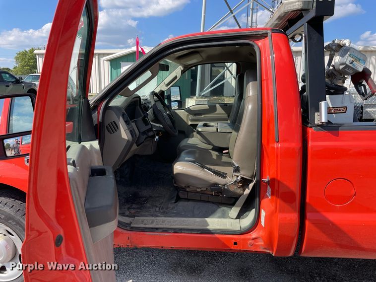 image for item LV9837 2008 Ford F250 Super Duty XL  pickup truck