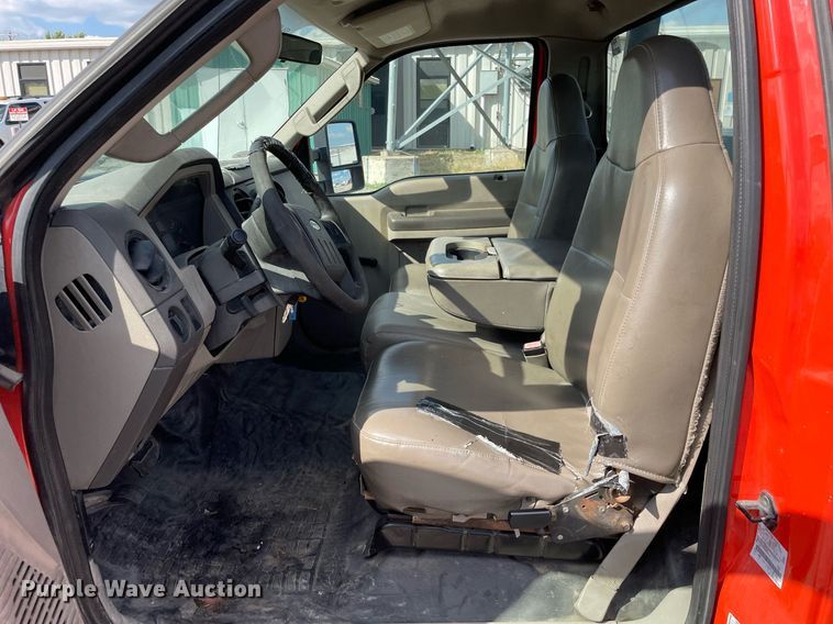 image for item LV9837 2008 Ford F250 Super Duty XL  pickup truck