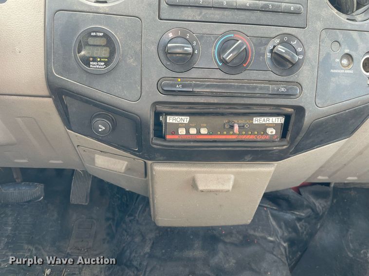 image for item LV9837 2008 Ford F250 Super Duty XL  pickup truck