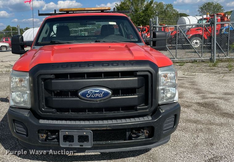 image for item LV9838 2011 Ford F250 Super Duty XL  utility bed pickup truck