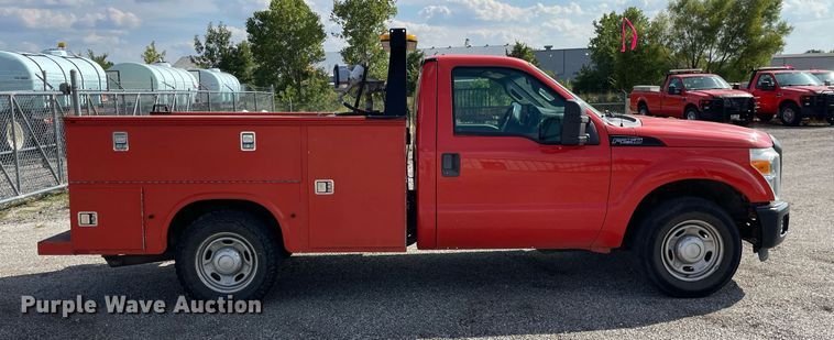 image for item LV9838 2011 Ford F250 Super Duty XL  utility bed pickup truck