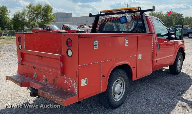 image for item LV9838 2011 Ford F250 Super Duty XL  utility bed pickup truck