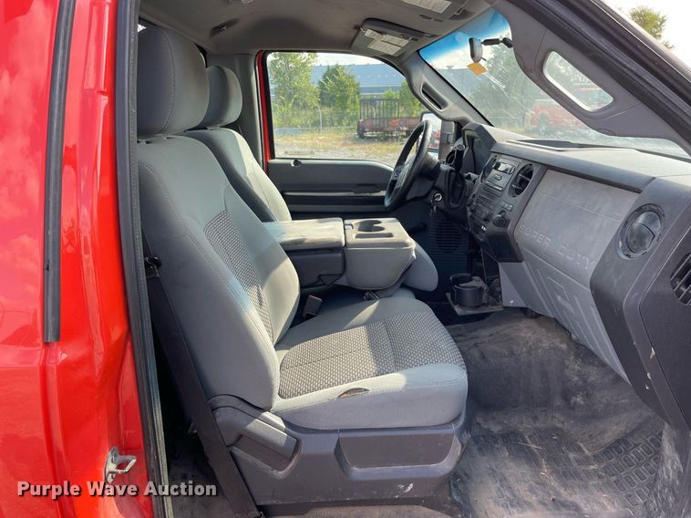 image for item LV9838 2011 Ford F250 Super Duty XL  utility bed pickup truck