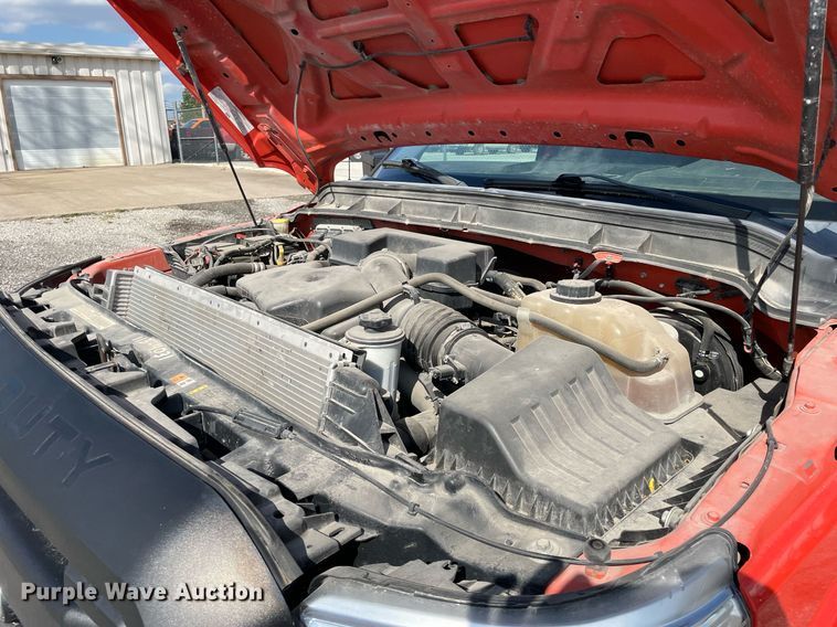 image for item LV9838 2011 Ford F250 Super Duty XL  utility bed pickup truck