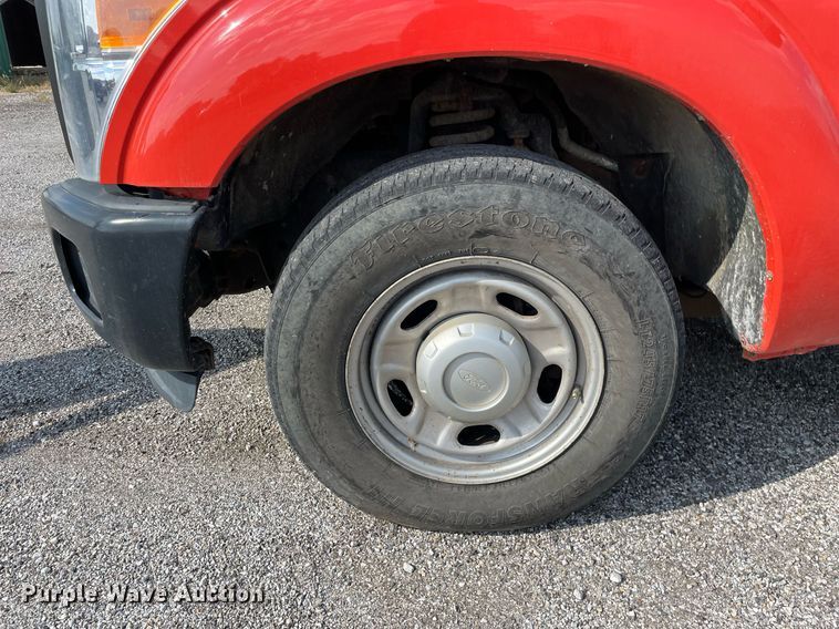 image for item LV9838 2011 Ford F250 Super Duty XL  utility bed pickup truck