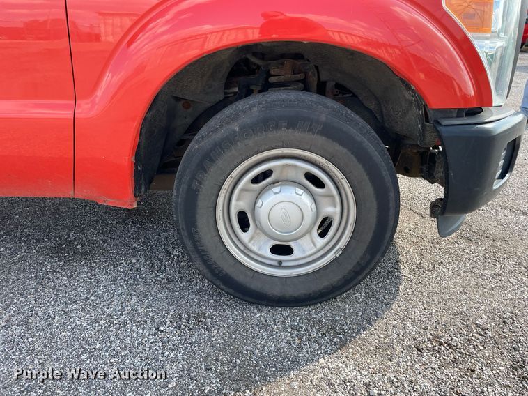 image for item LV9838 2011 Ford F250 Super Duty XL  utility bed pickup truck