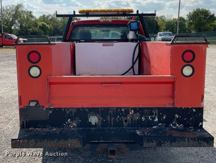 image for item LV9839 2011 Ford F250 Super Duty XL  utility bed pickup truck