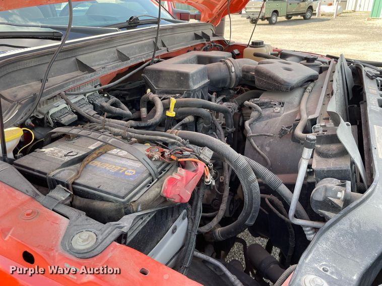 image for item LV9839 2011 Ford F250 Super Duty XL  utility bed pickup truck