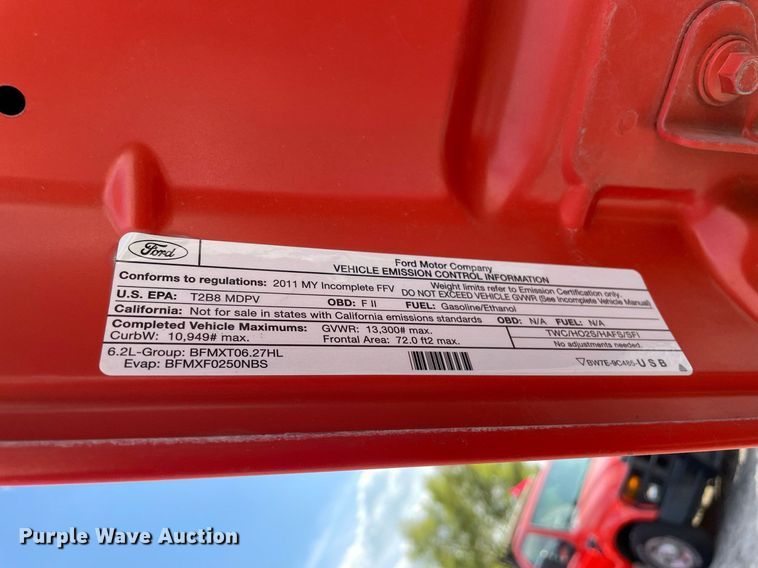 image for item LV9839 2011 Ford F250 Super Duty XL  utility bed pickup truck