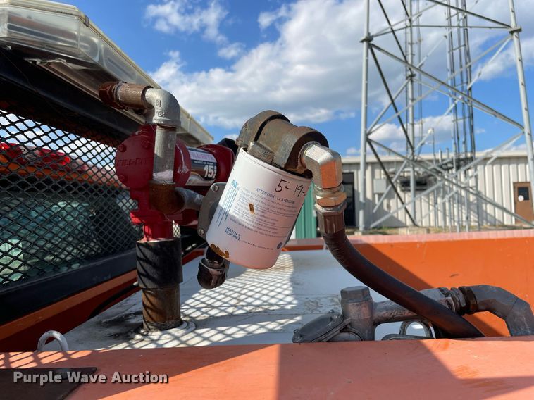 image for item LV9840 2012 Chevrolet Silverado 2500HD  utility bed pickup truck