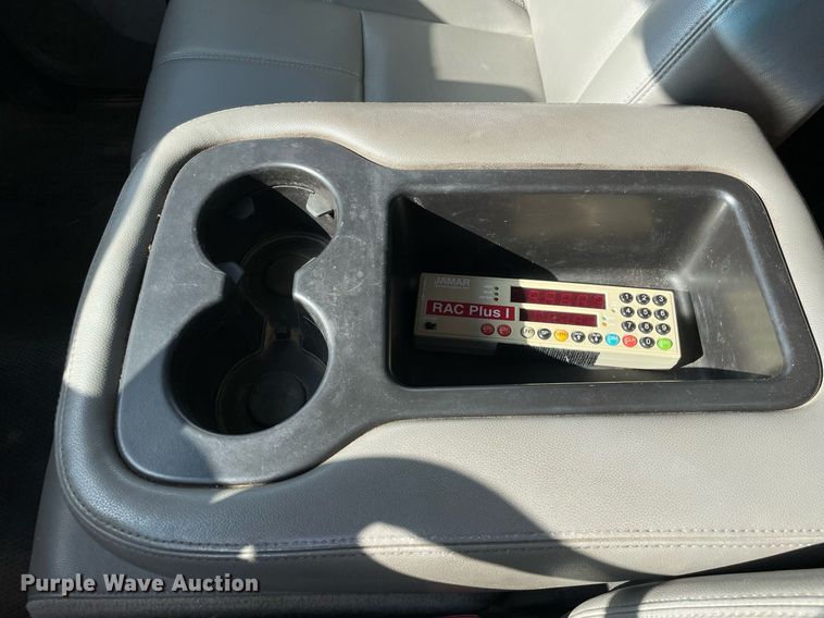 image for item LV9840 2012 Chevrolet Silverado 2500HD  utility bed pickup truck