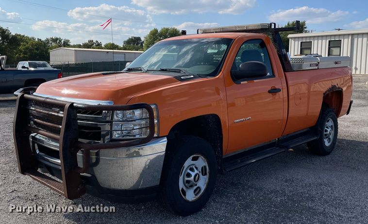 image for item LV9841 2012 Chevrolet Silverado 2500HD  pickup truck